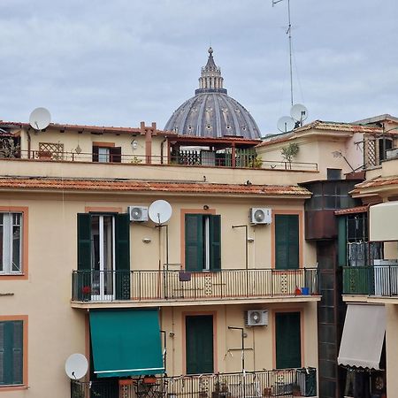 Vatican Bells โรม ภายนอก รูปภาพ